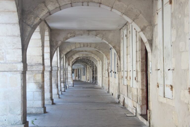 Visiter La Rochelle en 2 jours : les arcades