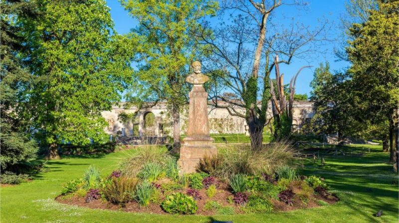 Visiter Bordeaux à pied : Jardin public